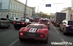 Подборка ДТП № 7 за 15-21.10.2014 - 2 нокдауна, БТР на встречке, Ford GT скрывается с места